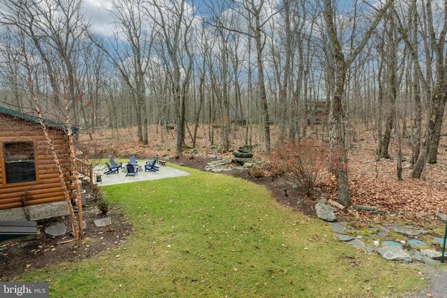 1212 Acacia Dr in Hawley, PA - Building Photo - Building Photo