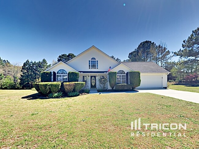 2051 Meadowglen Ln in Loganville, GA - Building Photo - Building Photo