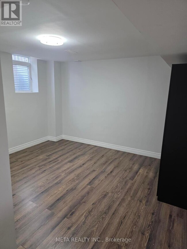 4 Tansley Crescent in Ajax, ON - Building Photo - Building Photo