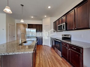 1321 Mount Logan Dr in Apopka, FL - Building Photo - Building Photo