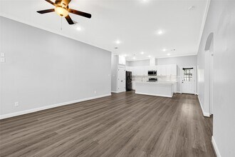 15914 Tug Ct in Crosby, TX - Building Photo - Building Photo