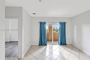 2280 SW 32nd Ave in Miami, FL - Building Photo