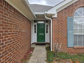 1983 W Rachael Dr in Mobile, AL - Building Photo - Building Photo