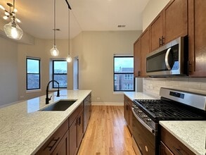 3477 S Archer Ave in Chicago, IL - Building Photo - Building Photo