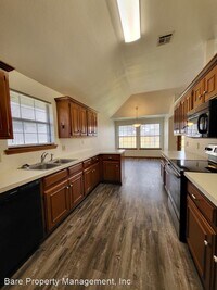 1309 Newbury Dr photo'