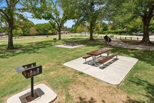 6809 Glass St in Houston, TX - Building Photo