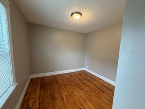 10 Acton St, Unit 1 in Worcester, MA - Building Photo - Building Photo