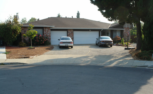 1222-1224 Valerian Ct in Sunnyvale, CA - Building Photo - Building Photo