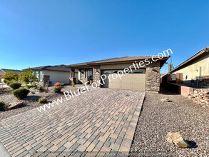 7720 W Laurel Ln in Marana, AZ - Building Photo - Building Photo