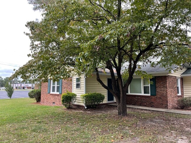 7511 Telfair Dr in Fayetteville, NC - Building Photo - Building Photo