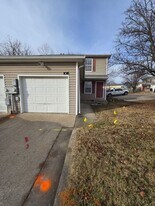 106-108 Albany Dr in Columbia, MO - Building Photo