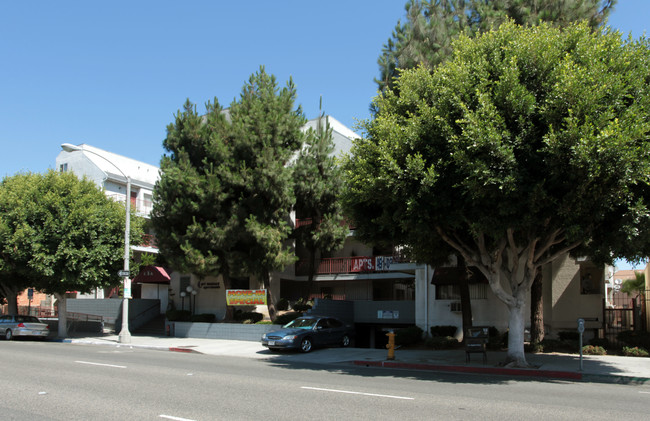 City Terrace Center in Long Beach, CA - Foto de edificio - Building Photo