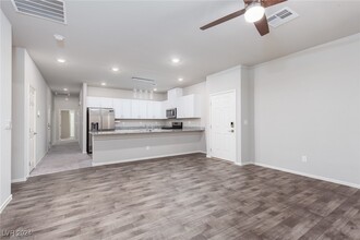 7550 Garnet Moon St in North Las Vegas, NV - Building Photo - Building Photo