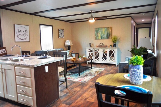 208 N Hwy 22 A in Panama City, FL - Building Photo - Building Photo