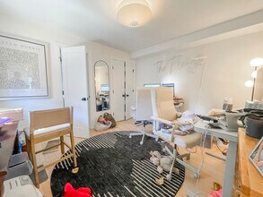 92 Chelsea St, Unit 2 in Boston, MA - Building Photo - Building Photo