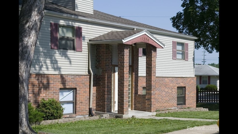 Grandview Heights Apartments Grandview, MO Apartments For Rent