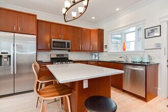 3 Forest St in Newton, MA - Building Photo - Building Photo