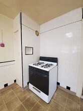 658 Washington Ave-Unit -658 Washington Avenue in Los Banos, CA - Building Photo - Building Photo