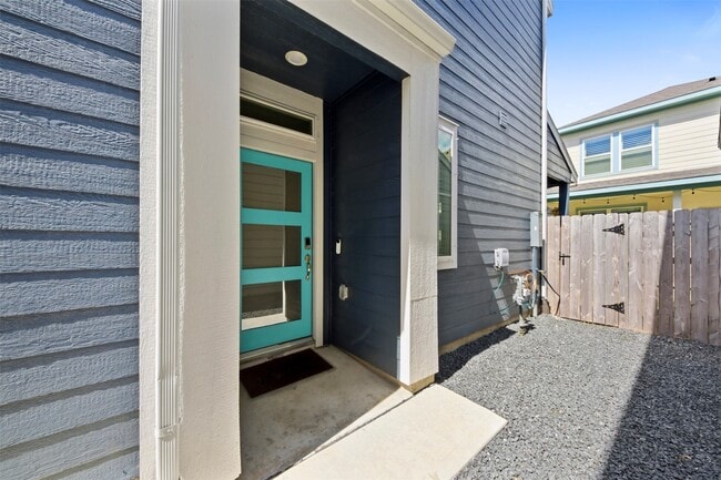 property at 635 Salt Marsh Trl