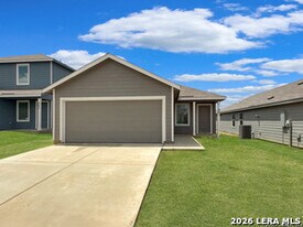 301 Tahoe Ave in New Braunfels, TX - Building Photo