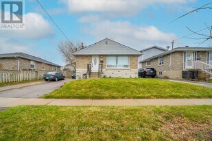776 Phillip Murray Ave in Oshawa, ON - Building Photo