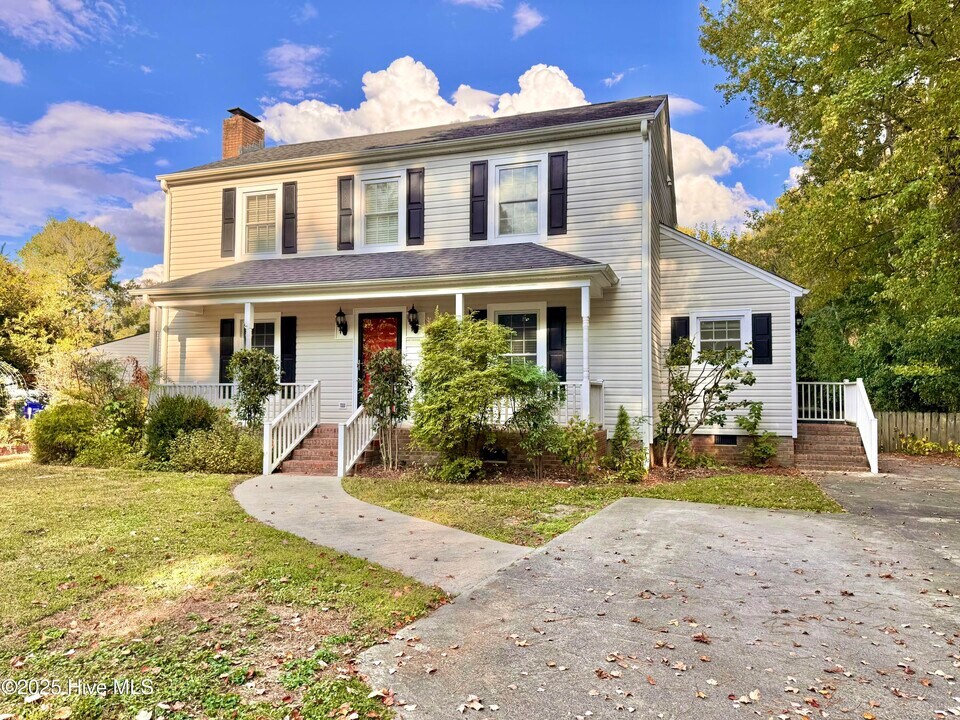 103 Amber Ln in Greenville, NC - Building Photo