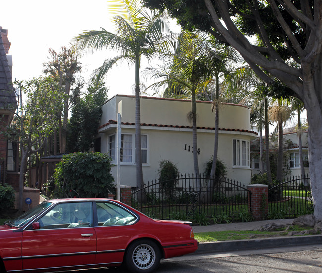 1134 Chelsea Ave in Santa Monica, CA - Building Photo - Building Photo