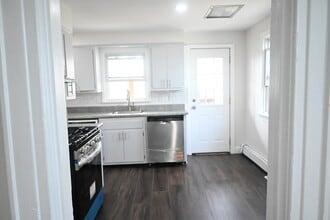 51 Bogart Ave, Unit 2 in Garfield, NJ - Building Photo - Building Photo