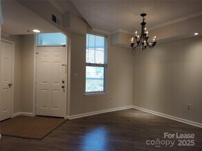 405 W 7th St in Charlotte, NC - Building Photo - Building Photo