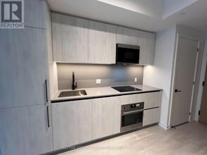 35 Parliament St in Toronto, ON - Building Photo - Building Photo