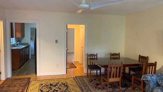 115 Yorktown St, Unit 1 in Somerville, MA - Building Photo - Building Photo