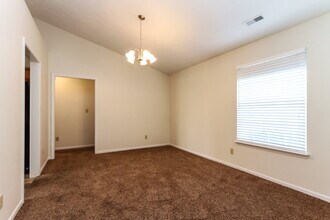 449 Grant Ct in Avon, IN - Building Photo - Building Photo