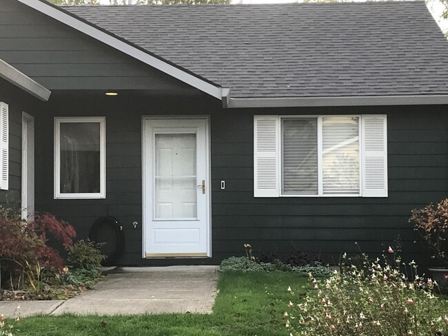 3231 NW Julia St in Camas, WA - Building Photo - Building Photo