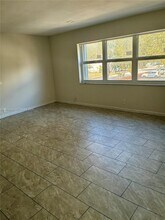 1958 Monroe St in Hollywood, FL - Foto de edificio - Building Photo