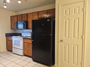 3015 Cantabrian Dr in Killeen, TX - Building Photo - Building Photo