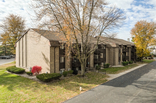 The Meadows in Maumee, OH - Foto de edificio - Building Photo