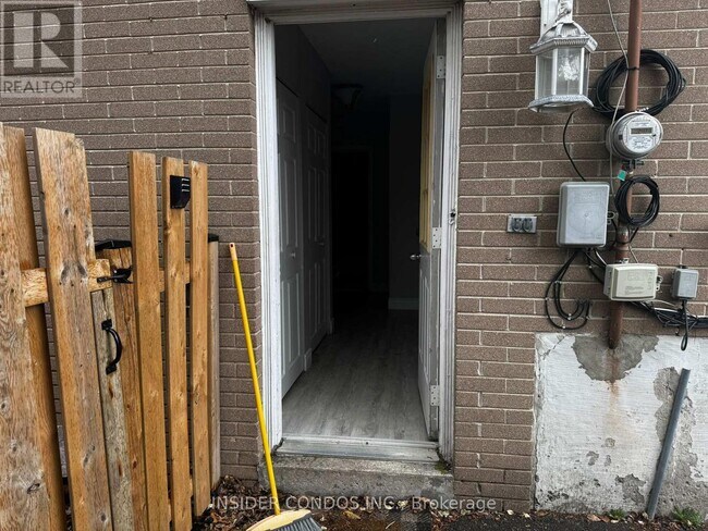 49 Doncaster Dr in Brampton, ON - Building Photo - Building Photo