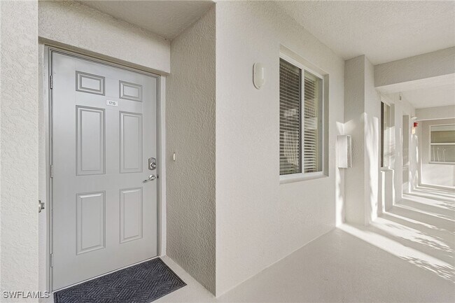 property at 10333 Heritage Bay Blvd