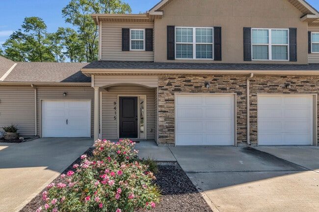 9415 N Adrian Ave in Kansas City, MO - Building Photo - Building Photo