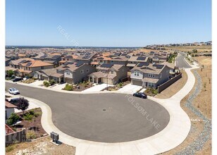 4874 Juniper Ct in Folsom, CA - Building Photo - Building Photo