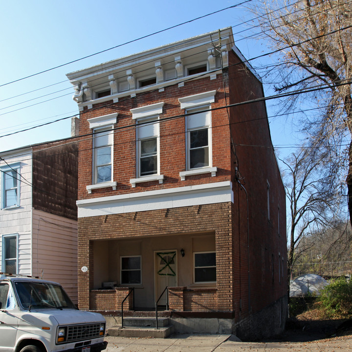 Wes Del Apartments in Cincinnati, OH - Building Photo