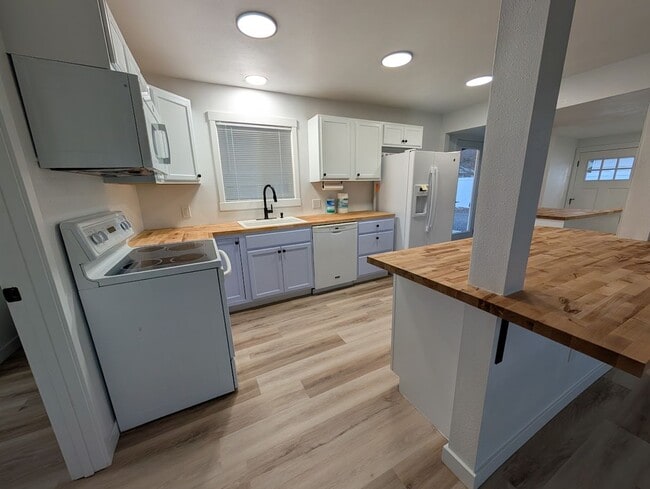 property at 3405 10th St