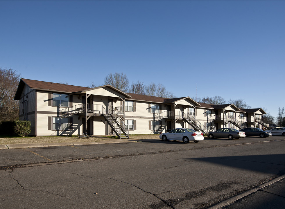 Benton Place Apartments in Benton, LA - Building Photo