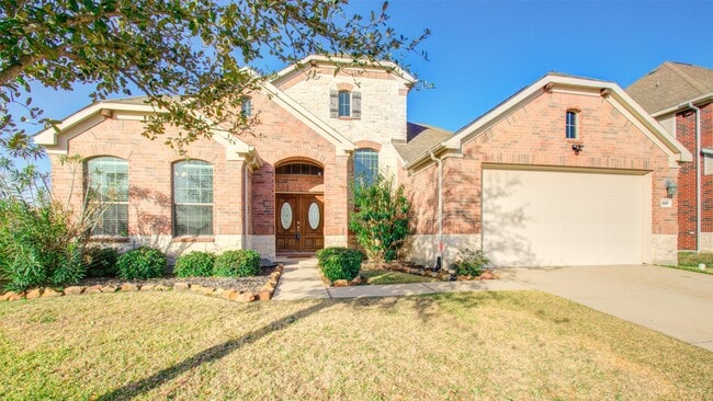 property at 15307 Macy Dr