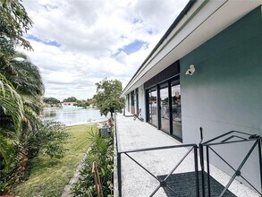 425 NE 103rd St in Miami Shores, FL - Building Photo - Building Photo