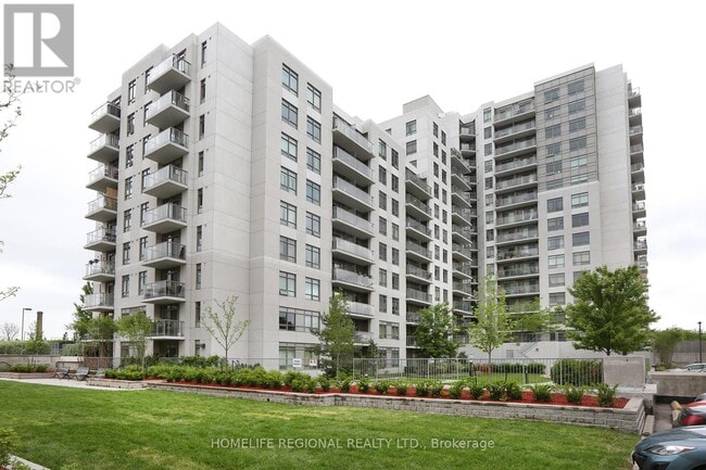 property at 816 Lansdowne Ave