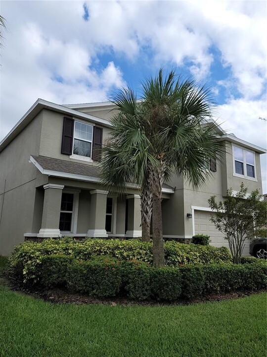 6321 Sunsail Pl in Apollo Beach, FL - Foto de edificio