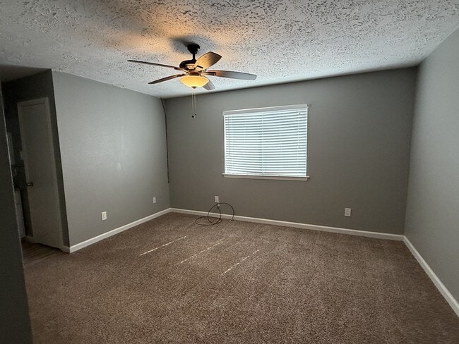 property at 306 Flora Vista Dr