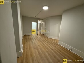 53 Joy St, Unit #2 in Boston, MA - Building Photo - Building Photo