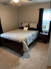 827 Arondale Crescent in Chesapeake, VA - Building Photo - Building Photo